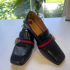 Gucci Peyton Pearl Loafer Heel Gg Marmont Web Size Eu 37 (Us 6.5-7) Black Leather With Signature Red/Blue Webbing And Gold Tone Gg Hardware Pearl Accents On Heel Worn A Handful Of Times: Light Scuffs On Leather, Leather Trim On Front And On Pearls On Heels Convertible- Back Heel Area Folds Down So Can Wear Like Mules Will Come In Generic Box Comes From Smoke & Pet Free Environment Pearl Loafers, Shoes Gucci, Many Shoes, Gg Marmont, Bags And Shoes, Gucci Black, Shoe Fits, Gucci Shoes, Shoe Lover