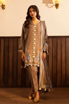 Brand: Sana SafinazProduct Code: M243-013B-3CPCollection: Muzlin by Sana Safinaz Unstitched Winter CollectionFabric: Slub DESIGN DETAILS: Embroidered Front Kali On Slub 3 Pieces Dyed Back On Slub 1.20 Meters Dyed Sleeves On Slub 0.65 Meters Embroidered Kuful For Sleeves On Organza 2 Pieces Embroidered Patti On Organza 1 Meter Embroidered Shawl 2.5 Meters Embroidered Shawl Pallu On Organza 2 Meters Dyed Cotton Pants 1.75 Meters DISCLAIMER:* Lining, Laces, and Tassels are not included in unstitched variants.* Embellishment items in stitched outfits are subject to market availability.* Product color may vary due to photographic lighting or your device settings. CARE INSTRUCTIONS: Extra Fabric Has Been Used For Shoot Original Color May Vary Slightly From The Picture Dry Clean Recommended Iron Velvet Anarkali, Punjabi Boutique, Batik Print Dress, Salwar Suits Party Wear, Indian Anarkali, Saree Sale, Embroidered Shawl, Sana Safinaz, Lehenga Style