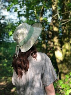 "The 'Emmy' hat, one of my bestsellers.   Made from a beautiful green fern print linen,with an olive green linen contrast.   the shape and silhouette of the 'Emmy' hat is very flattering, offering good facial coverage from the suns rays, with a linen tie feature, which if needed also works to slightly tighten the hat size, for those windy days.  The brim width is 9cm at the front scooping to 7cm at the back, with a cut away collar back to offer freedom of movement,  to help stop the hat catching Packable Hat, Silly Questions, Travel Hat, Summer Sun Hat, Sun Protection Hat, Hat Summer, Sun Hats For Women, Windy Day, Summer Hat