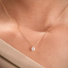 Round Diamond Solitaire Necklace, Single Diamond Necklace, Lab Grown Diamond, Diamond Pendant Necklace, Real Diamond Necklace, CVD, Gold Necklace Round Solitaire Diamond Necklace made with round brilliant-cut diamond in a four prong setting with adjustable chain.   𝐍𝐞𝐜𝐤𝐥𝐚𝐜𝐞 𝐃𝐞𝐭𝐚𝐢𝐥𝐬: ↣ Made-To-Order. ↣ Gold: 14K / 18K Solid Gold. ↣ Gold Color: Yellow Gold, Rose Gold, White Gold ↣ Number of Diamond: 1 ↣ Diamond Cut: Round ↣ Setting Type: Prong  ↣ Chain Length: 14-18" Inch ↣ We offer FREE ENGRAVING service on all our jewelry.   𝐋𝐚𝐛 𝐆𝐫𝐨𝐰𝐧 𝐃𝐢𝐚𝐦𝐨𝐧𝐝 𝐃𝐞𝐭𝐚𝐢𝐥𝐬 (𝐋𝐚𝐛): ↣ Lab Grown Focal Diamond: 0.25 CT, 0.50 CT, 0.75 CT, 1.00 CT, 1.50 CT, 2.00 CT, 2.50 CT, 3.00 CT ↣ Lab Diamond Clarity & Color: VS Clarity & DEF Color 𝐍𝐚𝐭𝐮𝐫𝐚𝐥 𝐃𝐢𝐚𝐦𝐨𝐧𝐝 𝐃𝐞𝐭𝐚𝐢𝐥𝐬 White Gold Diamond Solitaire Necklace, Round Solitaire Diamond Necklace, Solitaire Necklace Diamond, Single Diamond Necklace, Necklace Diamond Pendant, Solitaire Diamond Necklace, Diamond Necklace Gift, Diamond Necklace Pendant, Real Diamond Necklace