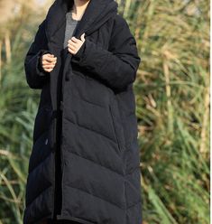 the down coat make with 90% down ,very warm in the winter .also have plus size to 10 XL. This is a winter down jacket fill with down.we design it with a very thick and warm style.this hooded down jacket could keep you very warm in the cold winter.the side pockets is very useful.a unique design women winter coat. Material: down ,polyester Style: Casual Package Contents: 1 x down coat Size Chart:S:shoulder: 39-40 cm chest:102 cm sleeve 61 cm length 100 cmM:shoulder: 42-43 cm chest:108 cm sleeve 62 Black Duck Down Hooded Jacket With Detachable Hood, Thick Winter Puffer Jacket, Winter Down Parka With Fleece Lining, Black Duck Down Hooded Jacket For Outdoor, Black Duck Down Hooded Outdoor Jacket, Winter Outdoor Hooded Duck Down Jacket, Black Duck Down Puffer Jacket With Pockets, Winter Parka For Cold Weather, Thick Winter Parka For Cold Weather