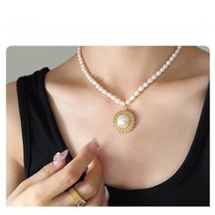 Style: Female Material: Titanium Steel, Freshwater Pearl, Imitation Pearl Pearl Type: Cultured, Uncultured Pearl Color: White Pearl Shape: Irregular, Round Necklace Length: 40+5cm Pendant Length: 2.4cm Gold Necklace With Pearl Chain And Oval Pendant, Oval Gold Necklace With Pearl Chain, Alloy Pearl Necklace As A Gift, Pearl Chain Alloy Necklace As Gift, Adjustable Gold Pearl Necklace, Alloy Pearl Necklace With Clavicle Chain As Gift, Pearl Necklace With Clavicle Chain As Gift, Alloy Pearl Chain Jewelry As A Gift, Wedding Round Alloy Necklace