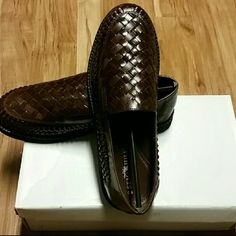 Brand Nwot/ No Box Included * Brown %Leather Woven Loafers , Size: 9 ,Never Worn , Smoke Free And Pet Free Home. Brown Slip-ons With Woven Sole And Round Toe, Leather Woven Round Toe Moccasins, Brown Flat Leather Dress Shoes, Brown Leather Flat Dress Shoes, Brown Flat Dress Shoes For Formal Occasions, Brown Leather Moccasins With Woven Sole, Brown Round Toe Slip-ons For Business Casual, Brown Almond Toe Loafers With Woven Sole, Brown Woven Leather Loafers With Round Toe