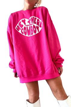 Rose Hey There Cowboy Graphic Oversize Sweatshirt Winter Oversized Slogan T-shirt, Oversized Winter Slogan T-shirt, Oversized Winter T-shirt With Slogan, Pink Slogan Sweatshirt For Spring, Pink Spring Sweatshirt With Slogan, Spring Pink Sweatshirt With Slogan, Pink Drop Shoulder Cotton Sweatshirt, Pink Drop Shoulder Sweatshirt For Fall, Pink Oversized Long Sleeve T-shirt