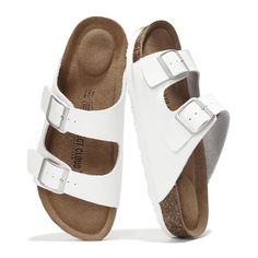 PRICES MAY VARY. 𝗣𝗿𝗲𝗺𝗶𝘂𝗺 𝗤𝘂𝗮𝗹𝗶𝘁𝘆 𝗠𝗮𝘁𝗲𝗿𝗶𝗮𝗹: Experience the perfect blend of style and comfort with Project Cloud's womens sandals. Made with 100% genuine leather, these sandals women offer a premium quality that guarantees durability and long-lasting use. 𝗖𝗼𝗺𝗳𝗼𝗿𝘁𝗮𝗯𝗹𝗲 𝗙𝗶𝘁: The adjustable two straps of these women's flat sandals provide a secure and custom fit, enhancing comfort for all-day wear. They feature adjustable two straps for a personalized fit and a 100 Shoes For Vacation, Vacation Essentials, Slides Design, Women Footwear, Slides For Women, Sandals White, Leather Sandals Flat, Foot Bed, Beach Essentials