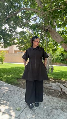 Black Layering Outfit, Dress Over Trousers, Plus Size Outfits Black, Midsize Nonbinary Fashion, Plus Size Street Fashion, Casual Layered Outfits, Plus Size Grunge Outfits, Unif Shoes, Plus Size Grunge