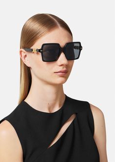 A squared shape, these chic sunglasses feature acetate frames and are accented with Medusa '95 hardware at the temples Chic Sunglasses, Butterfly Sunglasses, Sunglasses Sale, Online Design, Women Collection, Accessories Design, Versace, Sunglasses