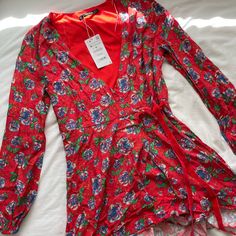 Great Condition, Never Worn Red Floral Print Mini Dress For Party, Red Long Sleeve Mini Dress For Spring, Red Mini Dress For Spring Date Night, Red Mini Dress For Date Night In Spring, Red Floral Print Dress For Brunch, Red Spring Dress For Date Night, Fitted Red Floral Dress For Spring, Red Floral Dress For Spring Party, Red Floral Dress For Brunch