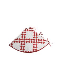 a red and white checkered triangle shaped dishcloth