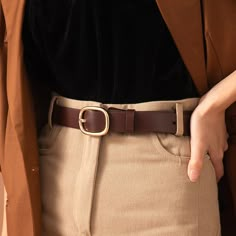 Brand New Series! The belt made of cow leather is minimalist. It's quite versatile to match outfits. Come to find your style. Body: 100% Cow Leather Buckle: Alloy Belt Width: 2.9 cm Belt Length: 95 - 120 cm Weight: 0.5kg Luxury Brown Belt, Modern Belts For Women, Woman Belt Fashion, Brown Belts Women, Brown Belt Womens, Women’s Belt Outfit, Belts For Curvy Women, Women Leather Belt, Black Leather Belt Women's