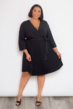 Royal Curves Black Pleated Dress freeshipping - My Royal Closet Black Pleated Dress, Surplice Dress, Pleated Mini Dress, Maxi Styles, Curvy Dress, Business Dresses, Floor Length Dresses, 50's Dress, Pleated Dress