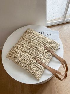 Chic and Trendy Handwoven Straw Tote Bag for Spring and Summer Straw Tote Bag, Straw Tote, Summer Style, Make It, Straw, Hand Weaving, Handles, Tote Bag