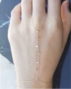 Star Slave Bracelet Elegant Star-shaped Chain Bracelet For Gift, Dainty Adjustable Star-shaped Bracelet, Elegant Adjustable Star-shaped Chain Bracelet, Adjustable Gold Star Bracelet, Luxury Elegant Star-shaped Bracelet, Hand Bracelet With Ring, Jewelry Product Shots, Hand Bracelet, Gold Bracelet For Women