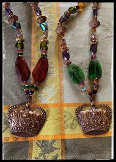 👑Custom order - vintage faceted beads and antique - components. Beaded on silk.  Special design. 1-5 days or less to make.  👑Bought a few lots  of these old beads. Limited though. So there maybe changes from some antique/vintage beads but very close to the original design and it will be stunning.   👑-> Please note. The emerald green color necklace with the 2 large "faceted vintage tapered oval beads" are not available anymore. I have large ( same to very similar ) faceted beads. Hard to really tell in difference. vintage always.  Iris Naomi Vintage , LLC®️ 👑Decadence a la Mardi Gras Collection. 2020-2023 All rights reserved.  ©️ Copyrighted 👑 👑Vintage and antique beads and components. Beaded on silk.  👑Pick desired color -- (emerald) color green or the purple colored . Not real gems Queen Necklace, Color Necklace, Oval Beads, Vintage Beads, Emerald Color, Choose One, Special Design, Faceted Bead, Antique Vintage