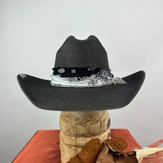 Western Style Top Hat For Winter Outdoor, High Crown Hats For Winter Rodeo, Gray Western Hat With Short Brim, Western Style Wide Brim Gray Hat, Western High Crown Hat For Winter, Winter Hats With Short Brim, Western Top Hat With Short Brim, Short Brim Felt Hat For Rodeo, Western Style Sun Hat For Rodeo In Fall