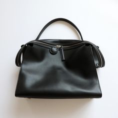 Buy Black Leather Zipper Large Tote Bag With Wide Shoulder Strap Worldwide Free shipping and return, color: Black , material: Genuine Leather Dark Academia Bag, Black Suite, French Outfit, Travel Work, Black Leather Tote, Women Bags Fashion, Zippered Tote, Black Leather Handbags, Genuine Leather Bags