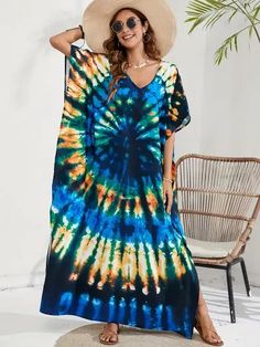 In limited supply!!! Striking tie-die printed v-neck short-sleeve mu-mu loose fit dress kaftan maxi dress. Beautiful style. Easy & effortless to wear. 2-day processing. Shipped in 4-7 days. Loose Fit Dress, Dress Kaftan, Bearded Lady, Kaftan Maxi Dress, Plus Swimwear, Loose Fitting Dresses, Beautiful Style, Fit Dress, Kaftan Dress