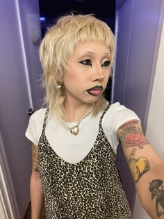 Blonde Goth, Dark Makeup Looks, Cute Hair Colors, Alt Makeup, Dyed Hair Inspiration, Mullet Hairstyle, Cut My Hair, Unique Hairstyles, Hair Envy