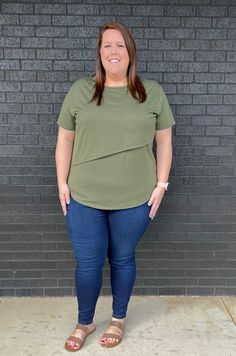 This casual nursing t-shirt is perfect for breastfeeding on hot summer days. The light-weight fabric will keep you cool while holding your baby! NURSING ACCESS: this nursing tee has an easy lift-up access. Lift the crop-top to reveal a criss-cross layer that easily pulls aside to nurse. This tshirt is long enough for leggings but not too long for shorts. FABRIC: 60% polyester, 35% rayon, 5% spandex FIT: Fits true to size with a relaxed fit. MODELS: Alex is 5'6, size 2, 32C, and is wearing a size Stretch Nursing-friendly Top For Everyday, Cotton Nursing Friendly T-shirt, Postpartum Tummy, Casual Long Sleeve Nursing T-shirt, Relaxed Fit Cotton T-shirt For Nursing, Relaxed Fit Cotton Nursing T-shirt, Breastfeeding Shirt, Fit Models, Comfy Shirts