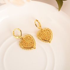 Gold Fashion, Necklace Earring Set, Earring Set, Jewelry Sets, Valentine Day Gifts, Valentines, Pendant Necklace, Pendant, Gold