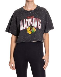 Woman standing in front of a white background, wearing an oversized black acid wash crop top - featuring a Chicago Blackhawks logo in the center of the shirt. Beach Gym, Black Crop Top, Detroit Red Wings, Day At The Beach, Chicago Blackhawks, Black Crop, Soft Hand, Crop Tshirt, Acid Wash