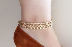 ❤ Effortless, yet adds lots of sparkles and perfect for foot everyday. Makes the PERFECT gift for self or someone awesome. ❤ Anklet is custom sized to fit your ankle perfectly. It is available in Gold Vermeil, Sterling Silver or 14K Gold Vermeil. ❤ 14kt gold filled chain ❤ gold filled extender chain ❤ gold filled lobster claps ❤ The most comfortable fit is just below the ankle bone although many women like the higher look as well! If you are in between sizes, you may request that we add an exten Adjustable Metal Anklets With Gold Chain, Trendy Gold Ankle Wrap Anklets, Gold Chain Metal Anklet, Great For Gifts, Gold Chain Metal Anklets As A Gift, Metal Chain Anklets For Party, Gold Chain Metal Anklet For Gift, Trendy Metal Anklets For Party, Elegant Metal Anklets With Ankle Strap, Trendy Metal Chain Anklets