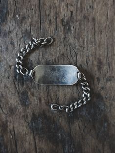 Era : 40’s Origin : USA Weight: 24 grams Bracelet measures 7.5" Vintage Polished Chain Bracelet For Formal Occasions, Vintage Oxidized Chain Bracelet As Gift, Vintage Adjustable Bracelet With Polished Finish, Vintage Formal Chain Bracelet With Polished Finish, Vintage Sterling Silver Bracelets With Oxidized Finish, Vintage Sterling Silver Bracelets Engraved, Vintage Oxidized Finish Chain Bracelet As Gift, Vintage Adjustable Sterling Silver Bracelet With Polished Finish, Vintage Oxidized Chain Bracelet Gift