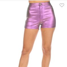 High Waist Skinny Fit Shorts Hits At Mid Thigh . This Iconic Aa Style Shorts Gives You Figure Hugging Fit. It Is Made With Stretch Material Meant To Shape Your Body And Make Figure Slim Through Hips And Thighs. Its Metallic Shiny Finish Gives You A Wet Look, Team It Up With A Crop Top And Kicks For A Chilled Off-Duty Look Zipper Fly With Button Closure. Two Hip Pockets And Two Front Side Pockets. Disco Shorts, Fringe Pants, Solid Jumpsuit, Cropped Joggers, Style Shorts, Elegant Bathroom, Roller Skates, Wet Look, Loungewear Sets