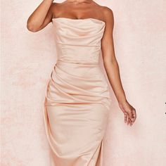 House Of Cb Dress In Size Small. Only Worn Once. Made From Stretch Silky Satin. Fully Lined. Stretch Factor: 2/3 Dress Length: Approx 136cm Materials: Satin (97% Polyester, 3% Elastane) Lining (95% Polyester, 5% Elastane) Lining (95% Polyester, 5% Elastane) Fitted Pre-draped Knee-length Dress, Fitted Knee-length Strapless Dress For Banquet, Sleeveless Silk Midi Dress For Banquet, Fitted Pre-draped Sheath Midi Dress, Pre-draped Sleeveless Dress For Dinner, Fitted Satin Summer Dress For Banquet, Pre-draped Satin Midi Dress, Fitted Silk Midi Dress With Ruched Bodice, Fitted Pre-draped Satin Cocktail Dress