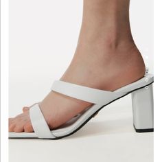 Zara Leather Strappy Sandals Basic And Comfortable Chic Ankle Strap Mules In Synthetic Material, Zara Leather, Zara White, Zara Shoes, Strappy Sandals, Shoes Women Heels, Shoes Heels, Color White, Zara