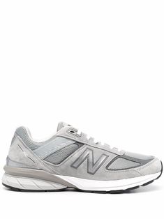 the new balance 997 running shoe in grey