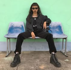 Emo Style, Goth Outfit, 사진 촬영 포즈, Look Retro, Emo Fashion, Mode Inspo, Alternative Wedding, Grunge Fashion