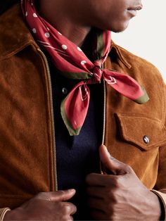 Fashionable scarves have been a staple in Drake’s collections since the '70s. This style is cut from lightweight cotton-voile and printed with classic ivory-on-red polka-dots. Scarf For Men, Silk Neck Scarf, Men's Scarf, Band T Shirts, T Shirts Men, Red Polka Dot, Cotton Scarf, Mens Scarves, Scarf Men