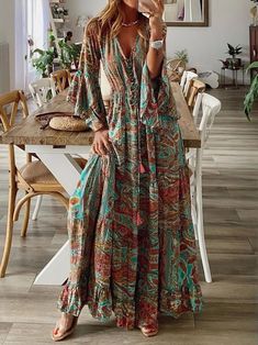 Signature Style Ideas, 2023 Clothes, Trendy Dresses Summer, Boho Dresses Long, Boho Beach Dress, Modest Clothes, Hippy Chic, Holiday Floral, Resort Dresses