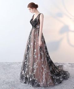 Long Black Evening Dress, Maternity Evening Dress, Prom Dresses Gowns, Evening Dresses Cocktail, Black Evening Dresses, Elegant Dresses For Women, Cocktail Evening Dresses, Black Prom Dresses, Different Dresses