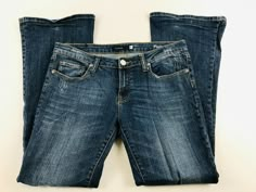 VIGOSS Jeans, Womens Size 9, Denim, Flare Legs, Low Rise, Dark Wash Good used condition Size: 9 Questions are welcomed Color may vary slightly due to lighting Please Review all photos before purchasing Thanks for stopping by FREE Return! Pinterest Wishlist, Twd Outfits, Jeans Png, Feminine Fits, Low Waist Flare Jeans, Dark Washed Jeans, Low Rise Flared Jeans, Vigoss Jeans, Low Rise Flare Jeans