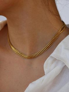 DETAILS
Composition: 100% Titanium Steel Minimalist Gold Necklace, Gold Jewellry, Heading Fonts, Herringbone Necklace, Golden Necklace, Grid Style, Long Midi Dress, Old Money Style, Sheer Material