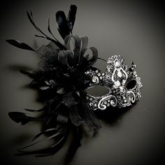 Feathers,rhinestones and floral complement the fashionable apparatus - the black silver race mask - to any function. Mask Ball Party, White Masquerade Mask, Silver Masquerade Mask, Masquerade Mask Women, Birthday 22, Black Lace Wedding Dress, Mask Ball, Floral Mask, Black Lace Wedding