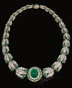 Emerald And Diamond Necklace, Diamond Brooch, Royal Jewels, Royal Jewelry, Fabulous Jewelry, Victorian Jewelry, Emerald Jewelry, Van Cleef, Gems Jewelry