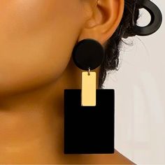 Geometric Shapes Never Looked So Good. These Statement Earrings Are Full Of Style. Lightweight. Unique. Statement Piece. Dimensions In Image. Trendy Black Earrings For Evening, Trendy Black Evening Earrings, Modern Rectangular Jewelry For Party, Modern Rectangular Earrings For Party, Black Minimalist Jewelry For Everyday, Modern Rectangular Party Earrings, Modern Black Earrings For Party, Chic Black Metal Earrings, Trendy Black Fashion Jewelry