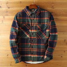 Men's Plaid Jacket - Fleece Warm Coat, Weight :1.12KG, It's Heavy Plaid Jacket Coat for Men Outdoor Wear. Classic Flannel Plaid Long Sleeve Shirt Jacket Coat, Great Matching Jeans or Casual Pants. Size Length Bust Shoulder cm inch cm inch cm inch S 73 28.74 108 42.52 47 18.50 M 74 29.13 112 44.09 48 18.90 L 75 29.53 116 45.67 49 19.29 XL 76 29.92 120 47.24 50 19.69 2XL 77 30.31 124 48.82 51 20.08 Husband Clothes, Gingham Outfit, Thick Jacket, Mens Outdoor Clothing, Concept Clothing, Mens Trendy Outfits, Mens Casual Dress Outfits, Men Stylish Dress, Flannel Jacket