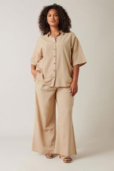 Shop EVANS Curve Natural Brown Linen Trousers at Yours Clothing. Discover women’s plus size clothing in sizes 10-36 with fast delivery. Size 20 Women, Size 16 Women, Plus Sized, Denim Coat Jacket, Linen Trousers, Wedding Guest Dress Summer, Black Shirt Dress, Mini Dresses Summer, Summer Look