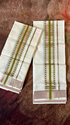 Olive green and rose gold zari weave set mundu Luxury Pista Green Sets With Zari Weaving, Olive Green Sharara, Olive Green Lengha, Green Art Silk Handloom Sets, Olive Green Saree, Green Cotton, Olive Green, Weaving, Rose Gold