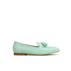 Lea Flexlite Loafers Elegant Summer Tassel Loafers Slip-on, Elegant Summer Slip-on Tassel Loafers, Casual Summer Tassel Loafers With Round Toe, Casual Tassel Loafers With Round Toe For Summer, Casual Slip-on Tassel Loafers With Closed Toe, Comfortable Flat Moccasins For Summer, Spring Casual Flat Tassel Loafers, Chic Green Loafers For Spring, Casual Tassel Loafers With Round Toe For Spring