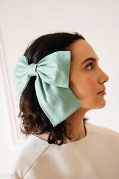 Introducing Nikki Chain hair accessories! To be honest, we don’t know what took us so long on this. It just feels right. Inspired by the oversized bow of Nikki’s favorite childhood doll, the Kitka Hair Bow is made from 100% hand loomed silk with a metal spring barrette. It comes in a rainbow of colors—pick your favorite accent color or collect them all for each mood. Chain Hair Accessories, Florida Woman, Metal Spring, Knit Alpaca, Bow Jewelry, To Be Honest, Color Pick, Pretty Cats, Be Honest