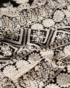 "❤️❤️Jet Black Gorgette Chikankari ❤️❤️ An Imperial Black Pure Georgette saree, with hand-embroidered with snow-white chikankari flowers and borders.  Together with a similarly embroidered black blouse, half sleeves, rounded neck, cutback with tassels for fastening. *Fall, Pico & Tassels : Done *Condition : New Saree With Stitched Blouse *Ready to Wear *Dry Clean Only Blouse:  Pattern blouse with front buttons. Padded. Size 38\" expandable up to 42/44 or can be downsized too. Weight : Approximat Ceremonial Silk Kurta With Chikankari Embroidery, Anarkali Chikankari Pre-draped Tussar Silk Saree, Ceremonial Chikankari Traditional Wear In Cotton Silk, Festive Silk Chikankari Pre-draped Saree, Festive Designer Pre-draped Saree With Chikankari Embroidery, Transitional Cotton Silk Pre-draped Saree With Chikankari Embroidery, Festive Pre-draped Cotton Silk Saree With Intricate Embroidery, Designer Chanderi Pre-draped Saree With Chikankari Embroidery, Traditional Cotton Silk Pre-draped Saree With Resham Embroidery