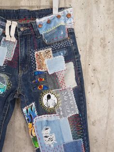 "All size available! Ready to send:Size-34 vintage Jean's. unique vintage jeans One of a kind.. Hand made embroidery and unique patches. ---Or---- Made to order, in any size, within 15 working days . If you need different size, please send me a message and I will make you a special and unique design within 15 working days. They are all different! No one will have the same one as you have! Hand painted, one of kind jeans. You pick your size, model (slim- boyfriend- high waist- low waist) and prim Straight Leg Denim Jeans With Collage Stitching, Retro Denim Blue Jeans With Patchwork, Vintage Straight Leg Jeans With Collage Stitching, Vintage Denim Jeans With Collage Stitching, Vintage Patchwork Denim Jeans, Vintage Jeans With Collage Stitching, Retro Denim Bottoms With Patches, Retro Patchwork Medium Wash Jeans, Vintage Denim Blue Jeans With Patches