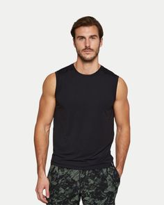 Men's muscle tee Functional Relaxed Fit T-shirt For Gym, Breathable Relaxed Fit T-shirt For Athleisure, Summer Athleisure T-shirt For Gym, Dri-fit Athleisure Workout Tops, Casual Dri-fit Activewear For Workout, Athleisure Dri-fit T-shirt For Gym, Supportive Black Gym Tops, Compressive Sportswear T-shirt For Workout, Black Compressive Sporty T-shirt