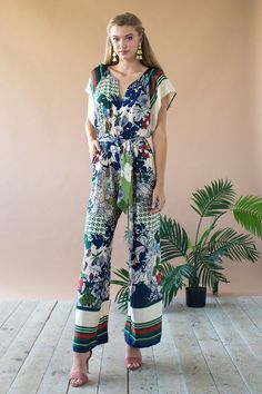 Candice Jumpsuit - Paradiso Stripes – Eva Franco Jumpsuit Fall, Caribbean Vacation, Eva Dress, 70s Inspired Fashion, Island Fashion, Resort Outfit, Resort Fashion, Night Out With Friends, Get Ready For Summer