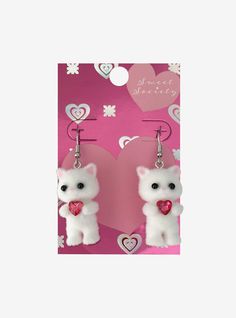 We need these cuties in our jewelry collection right meow! These figural earrings feature fuzzy white kitties holding a heart gem. Toy Earrings, Earrings Unique, Earring Collection, Scene Earrings, Sweet Society, Sweet Society Hot Topic, Hot Topic Earrings, Hot Topic Jewelry, All Out Anime